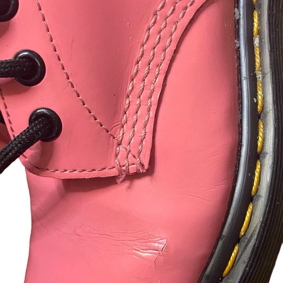 Dr. Martens Pink Combat Boots Size 6 - Picture 13 of 15